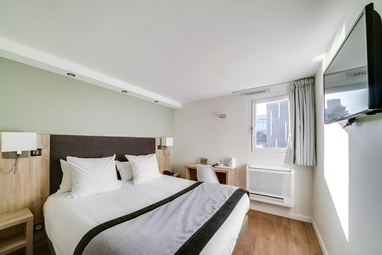 Hotel L'Amandier Нантер Екстериор снимка